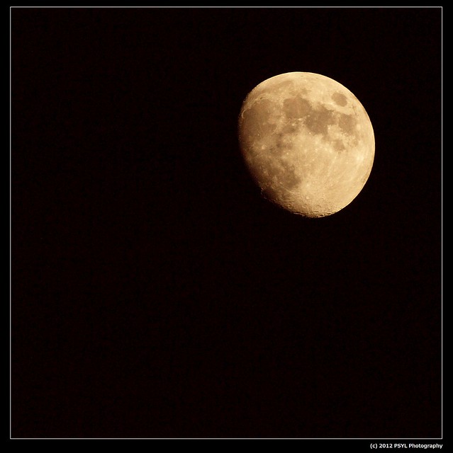 Moon-watching on 2012-11-24