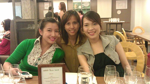 with my fave bloggers Hannah and Nikki