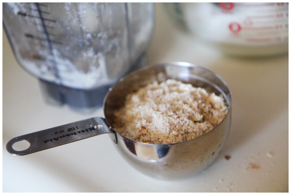 Grinding Almond Flour in the Vitamix blender
