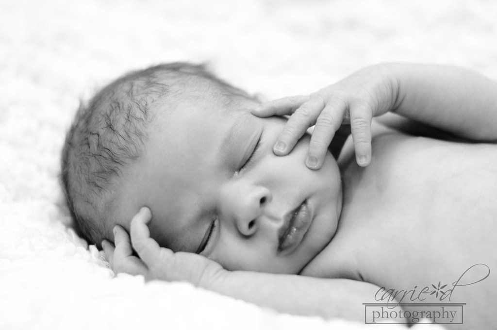 Northern Virginia Newborn Photographer - Leesburg Virginia Newborn Photography - Newborn Photography - Family Photography - Newborn Apple Hat - Charlie 11-15-2012 (77 of 169)