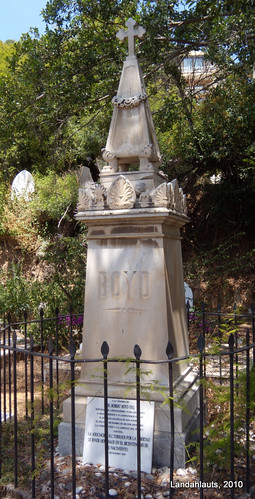 Cenotafio a Robert Boyd