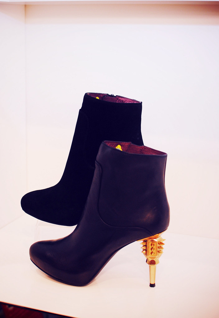 Staccato boots