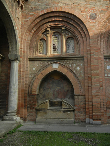 DSCN4895 _ Basilica Santuario Santo Stefano, Bologna, 18 October