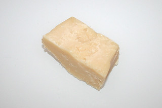 09 - Zutat Parmesan / Ingredient parmesan cheese