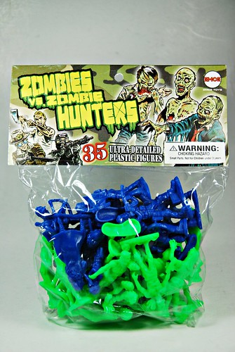 EMCE Toys: Zombies vs Zombie Hunters