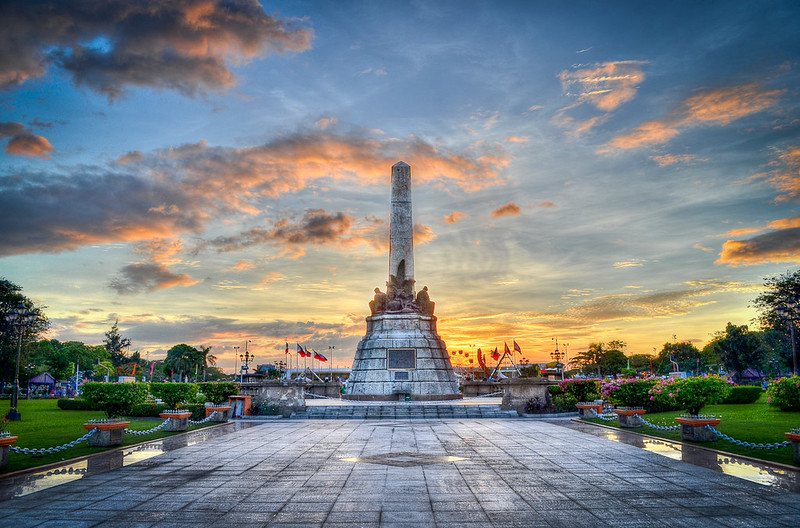 Manila Monument