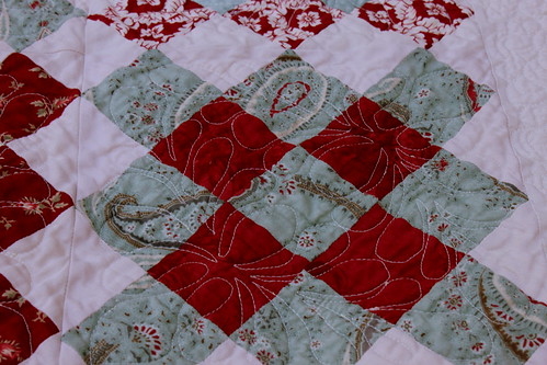 feather quilting