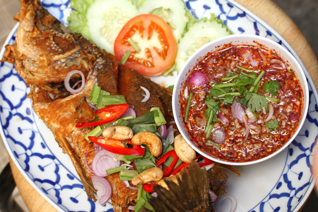 Soi Thai Kitchen: Sea Bass with Namjim Larb
