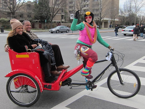 Yo-Yo and DeAndre Windom take a pedicab ride