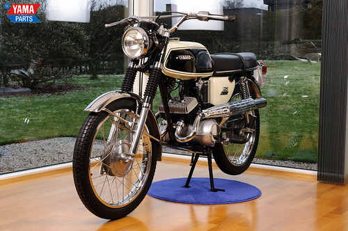 Yamaha AS1C Original Pearl White and Black 1968 2