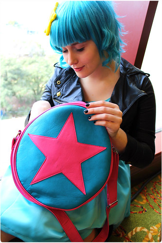 Ramona Flowers and her Subspace Purse