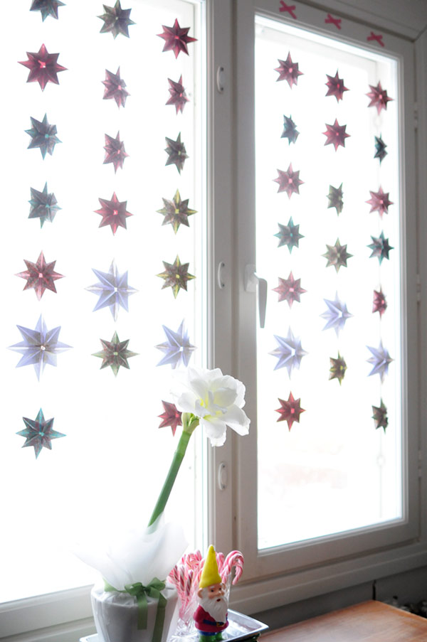 Origami star curtain