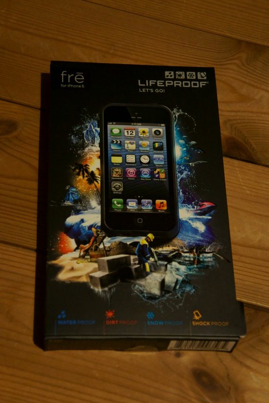 LifeProof fre iPhone 5 Case DSC04460