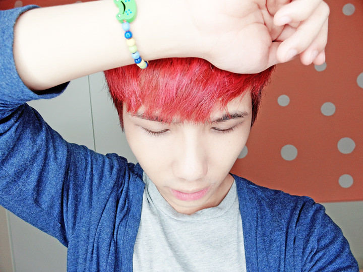 typicalben bright red hair dye