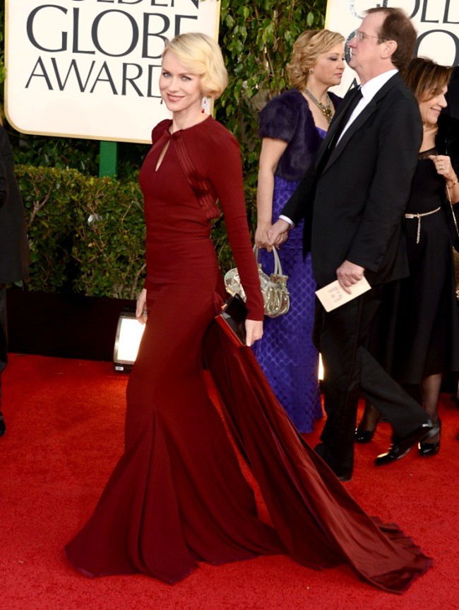 2 Naomi Watts 70th Golden Globe Awards ceremony - LA - gettyimages low res ferragamo clutch