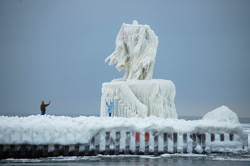 Frozen Pier by (chris-gill)