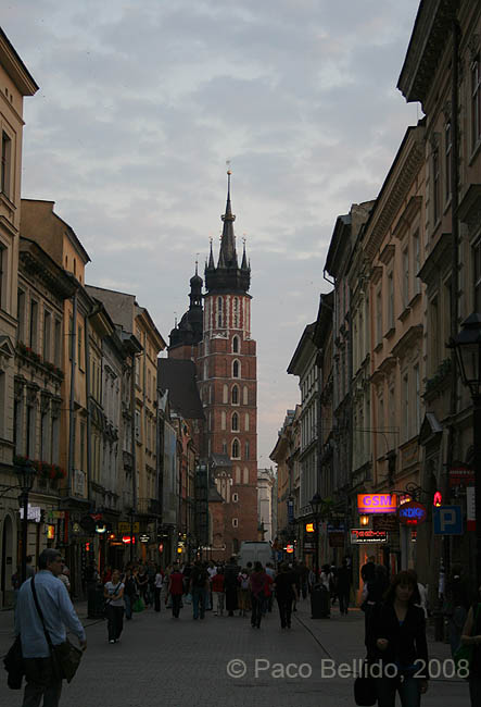 Vista de Santa Maria desde la calle Florianska. © Paco Bellido, 2008