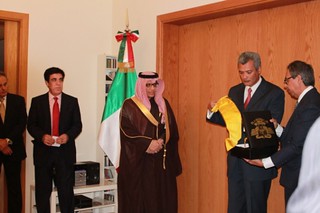 Embajador Ibrahim Al Benjabi recibe la Condecoración Mexicana de la Orden del Águila Azteca por su destacada labor académica, cultural y humanitaria