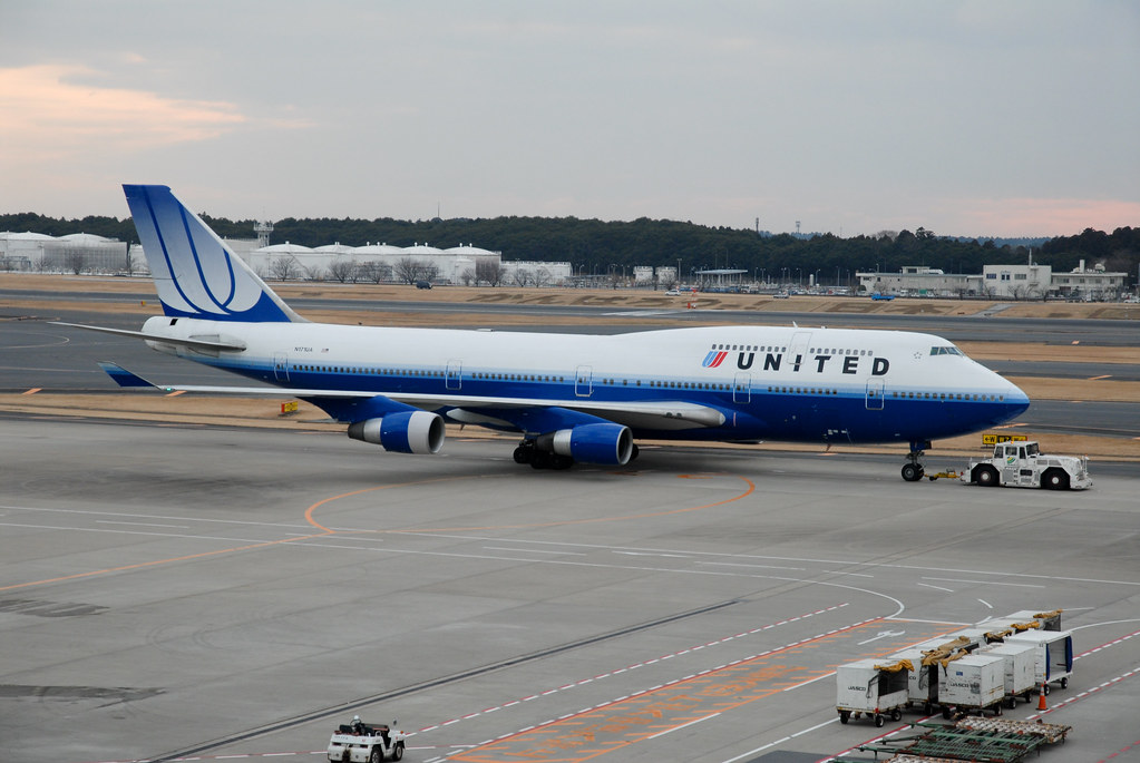 N171UA United Airlines Boeing 747-422