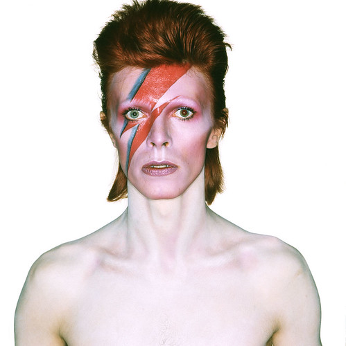 Album_cover_shoot_for_Aladdin_Sane_1973_Photograph_by_Brian_Duffy__Duffy_Archive