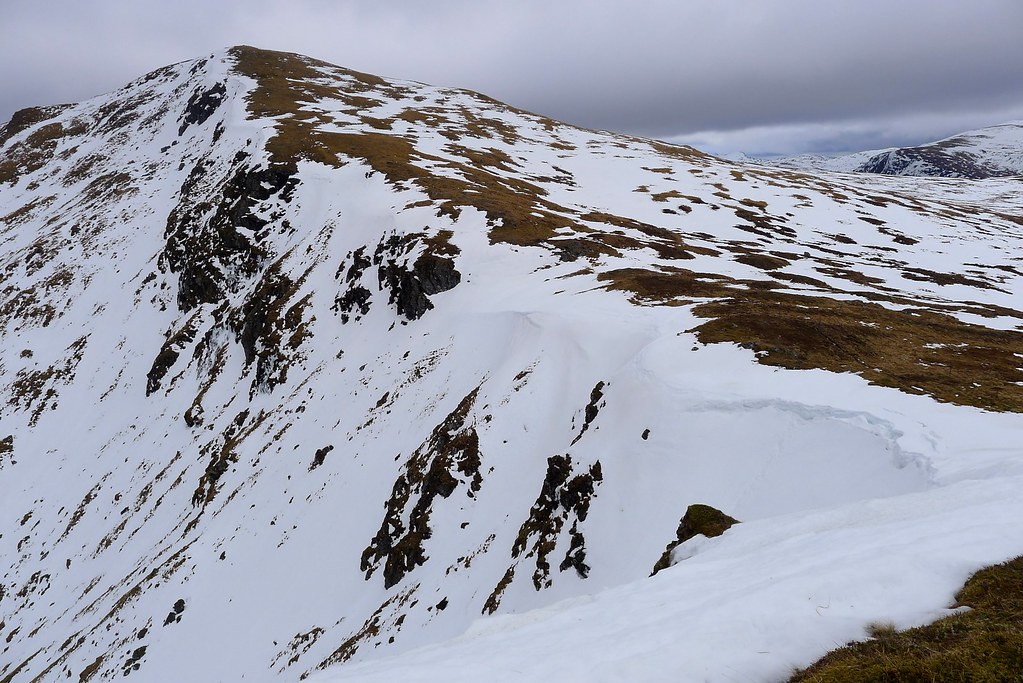 Cornices on the north side of Stuchd an Lochain