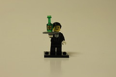 LEGO Collectible Minifigures Series 9 (71000) - Waiter