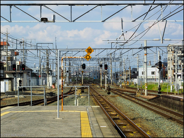 Nagoya-Bound Platform at JR Okazaki
