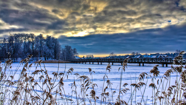 0341 - Lithuania, Trakai, Frozen Lake HDR
