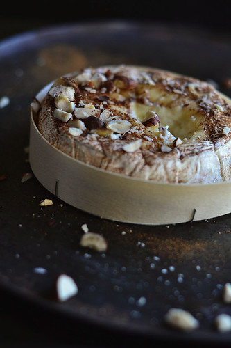 Camembert with Cinamon and Nuts