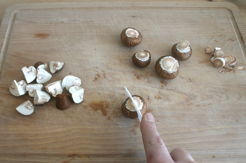 35 - Champignons schneiden / Grind mushrooms