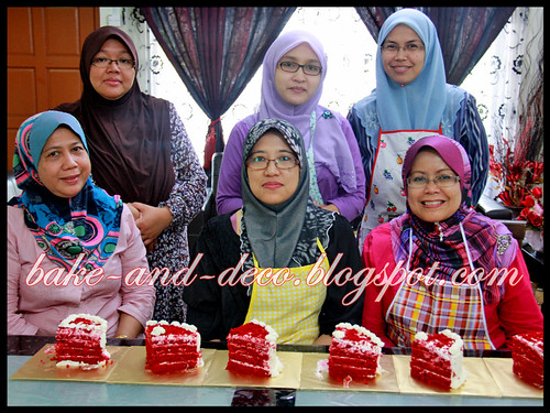 Bake & Deco Class: Red Velvet Cake ~ 8 July 2012