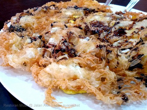 Restoran Muar, Jalan Alor - crispy fried egg