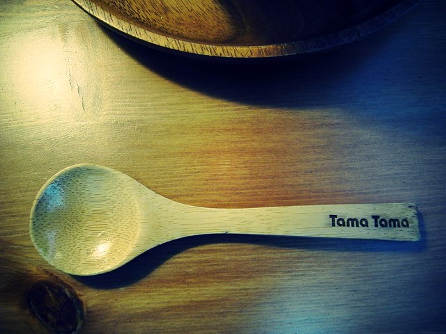 有Tama Tama的木製湯匙