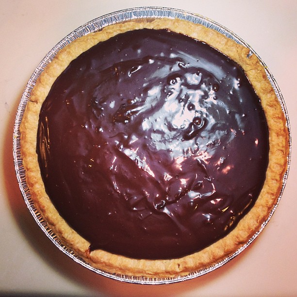 Chocolate Coconut Pudding Pie. #vegan
