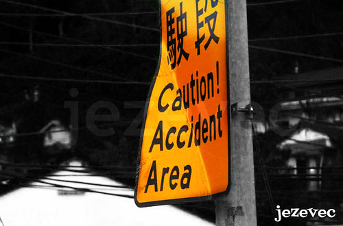 2012-02-16 294 funny sign - told you so