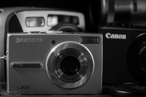 Small_Camera_Collection.jpg