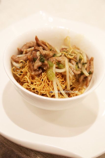 imperial treasure duck with crispy noodle