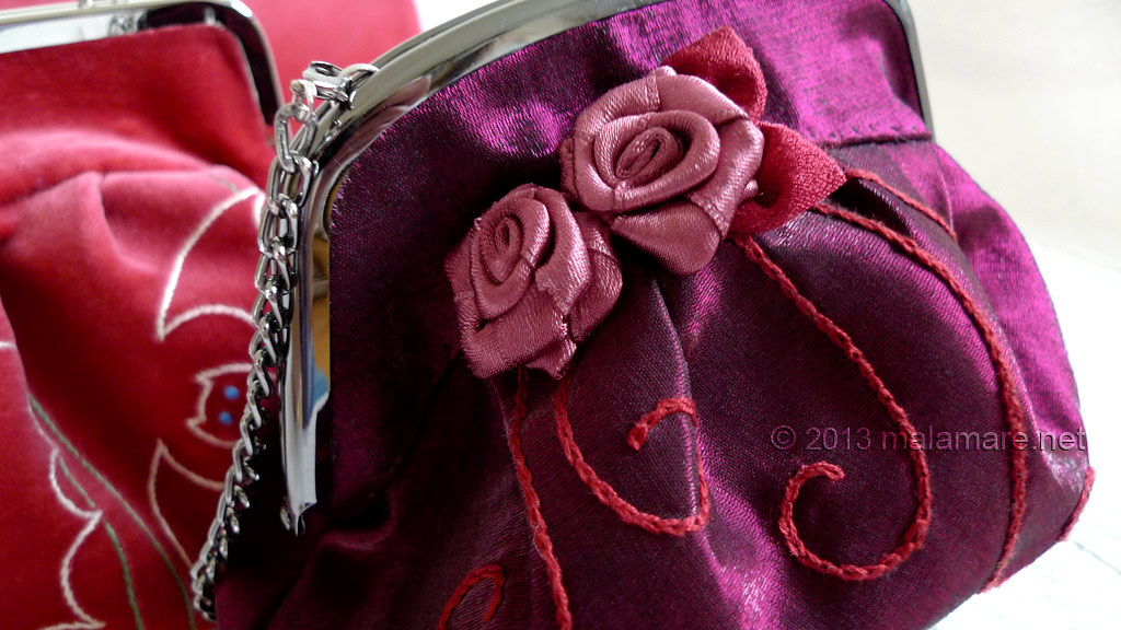 Formal velvet and satin handbags bordeaux