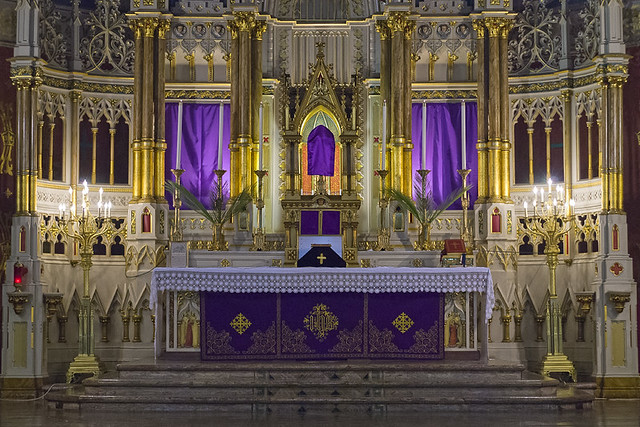 Saint Francis de Sales Oratory, in Saint Louis, Missouri, USA - High altar on Palm Sunday