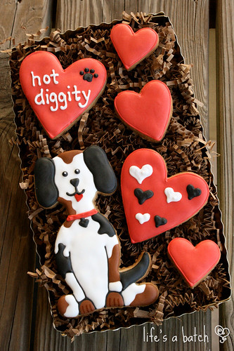 Hot Diggity Dog Valentine cookies.