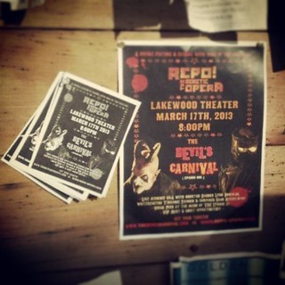 That's how a carnival grows my son... spreading the word for the #repothegeneticopera and #thedevilscarnival show in Dallas! What have you guys done to share the tour? #RepoOpera #TDC #indie #roadtour #terrancezdunich #rockopera #horrormovie #horrormusica