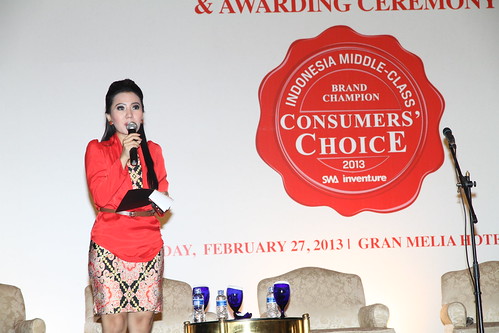 Indonesia Middle-Class Brand Forum 2013-MC