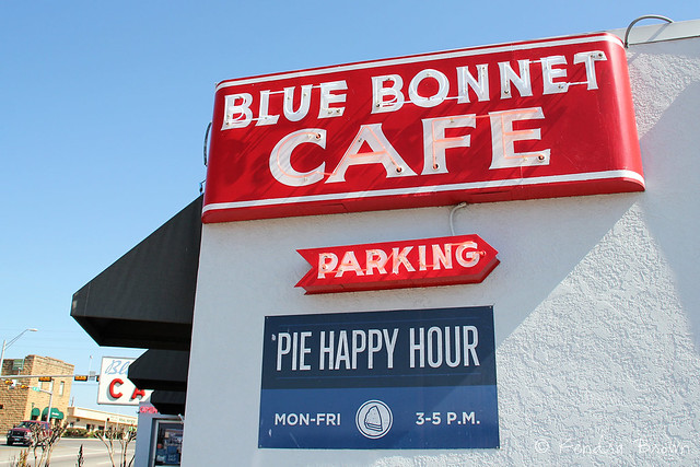 Blue Bonnet Cafe