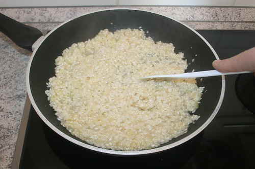 24 - Reis bissfest kochen / Cook rice