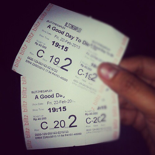 Lets have a good time..  #me #picoftheday #friday #movie #agooddaytodie #instagram #instamood #instagood