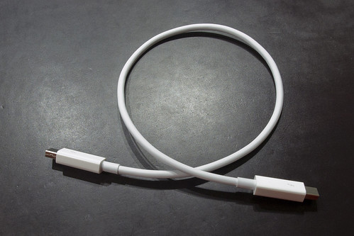 Apple Thunderbolt cable #3