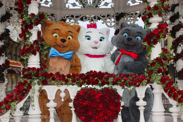 "Be My Valentine" featuring the Aristocats!