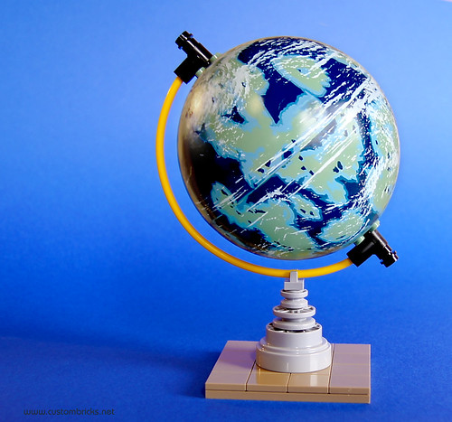 Naboo Tabletop Globe by customBRICKS