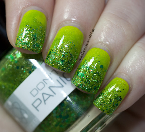Nerd Lacquer Don't Panic