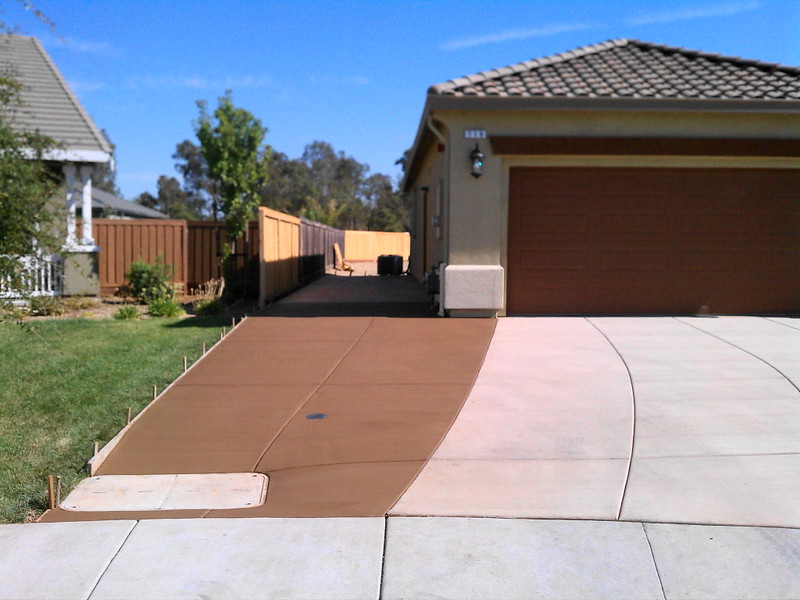 Driveway Extension & Side Yard Concrete With Color